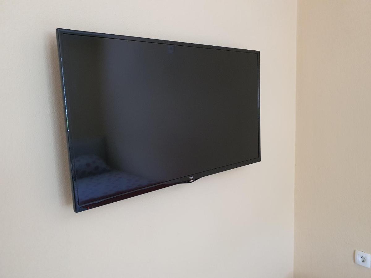 Apartman Tolosi พอดโกริกา ภายนอก รูปภาพ